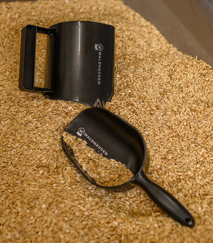 Waldhausen Feed Scoop