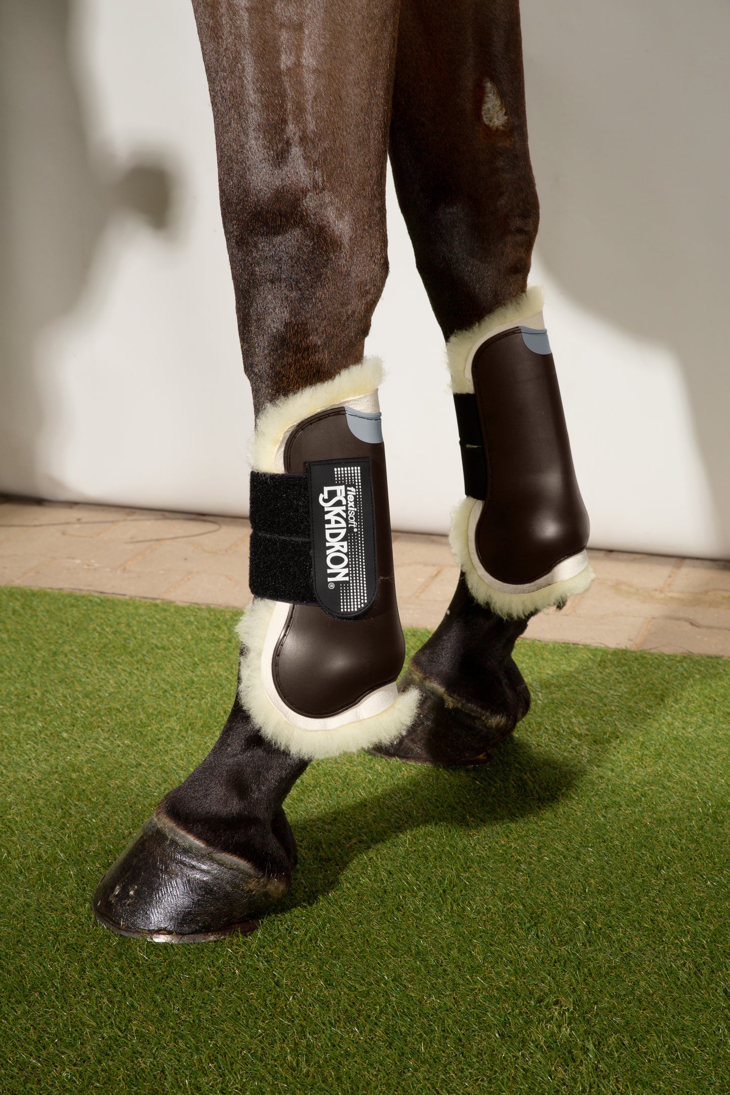 Eskadron Flexi Soft Protection Tendon Boots Lambskin