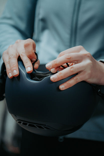 Pikeur Abus AirLuxe Pure Long Visor Helmet